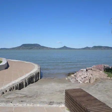 Casa vacanze In Fonyod/balaton 36989 *